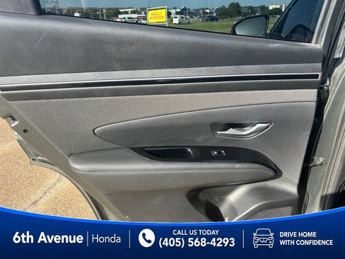 Used 2022 Hyundai Tucson SEL w/ Convenience Package FWD image 18