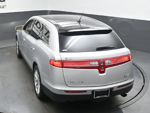 Used 2019 Lincoln MKT AWD image 67