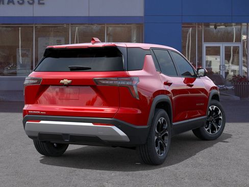 New 2026 Chevrolet Equinox LT image 4