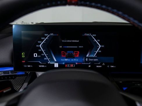 Used 2025 BMW i5 M60 w/ Executive Package image 20