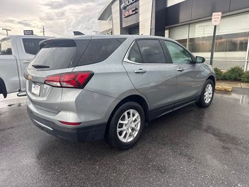 Used 2024 Chevrolet Equinox LT FWD image 4