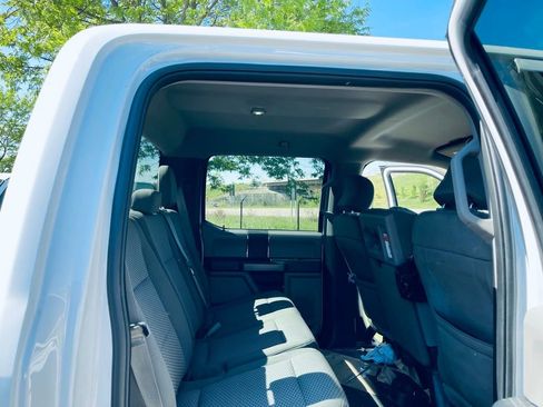 Used 2017 Ford F150 XLT w/ Trailer Tow Package AWD/4WD image 21