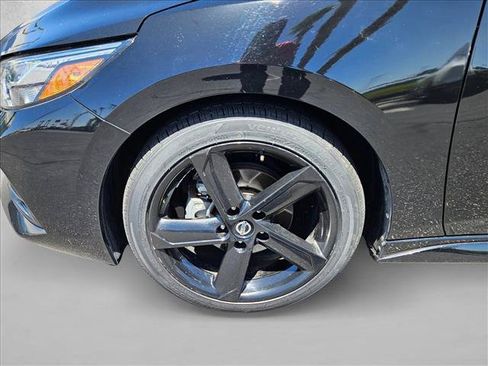 Used 2022 Nissan Sentra SR w/ Midnight Edition FWD image 21