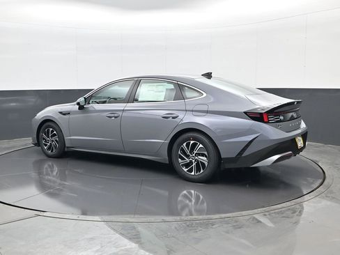 New 2026 Hyundai Sonata Blue FWD image 7