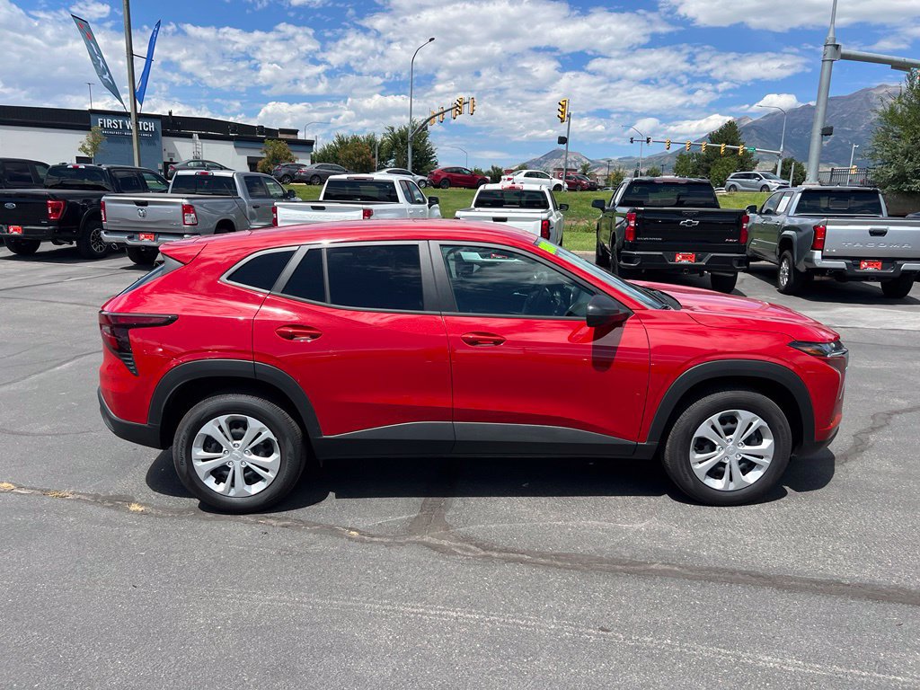 Certified 2026 Chevrolet Trax LS FWD image 10