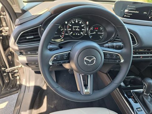 Used 2025 MAZDA CX-30 AWD 2.5 S w/ Premium Package image 9