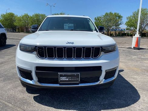 Used 2023 Jeep Grand Cherokee L Limited AWD/4WD image 7