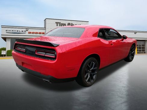Used 2021 Dodge Challenger SXT w/ Blacktop Package image 5