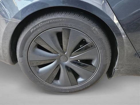 Used 2024 Tesla Model S image 20