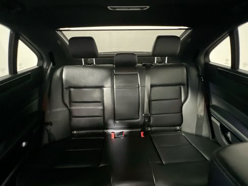 Used 2014 Mercedes-Benz E 350 4MATIC Sedan image 32
