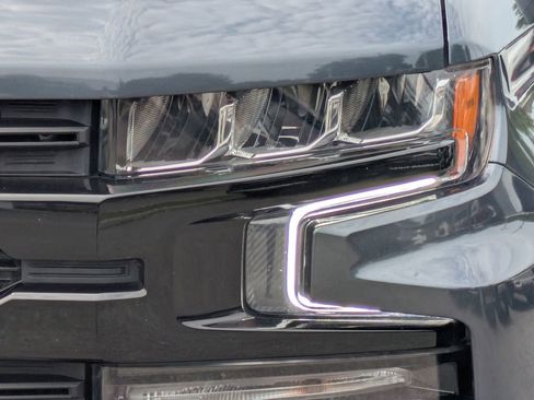 Used 2021 Chevrolet Silverado 1500 LT Trail Boss AWD/4WD image 9