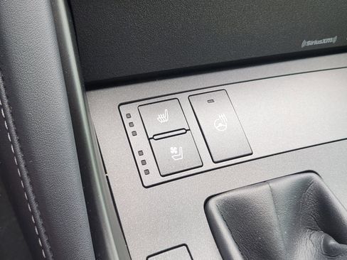Used 2021 Lexus IS 350 F Sport w/ Navigation Package RWD image 17