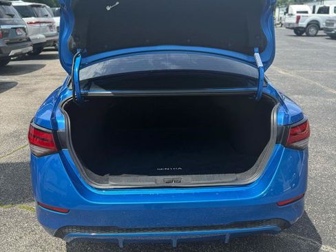 Used 2022 Nissan Sentra SV FWD image 17