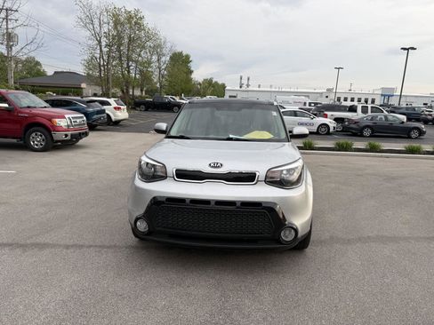 Used 2016 Kia Soul + w/ Primo Package FWD image 8