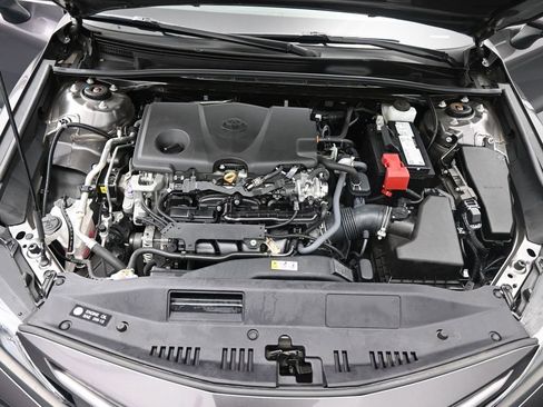 Used 2023 Toyota Camry SE image 21