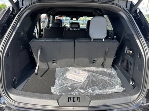 New 2026 Ford Explorer ST-Line w/ ST-Line Street Pack AWD/4WD image 11