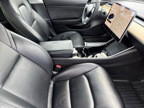 Used 2020 Tesla Model 3 Standard Range Plus image 27