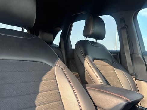 Used 2020 Ford Edge ST-Line FWD image 31