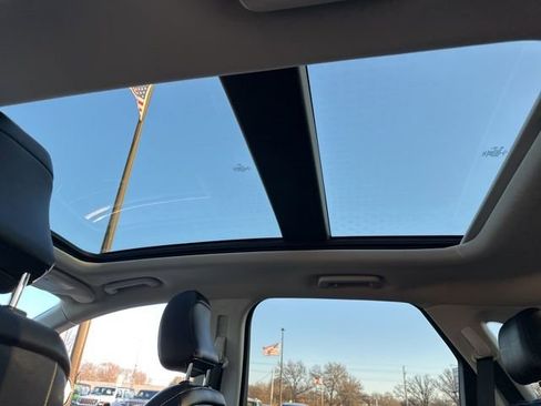 Used 2022 Ford Edge SEL w/ Convenience Package image 27