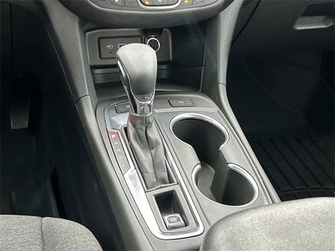 Used 2022 Chevrolet Equinox LT image 17