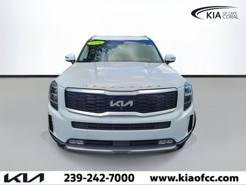 Used 2022 Kia Telluride SX w/ Towing Package FWD image 2
