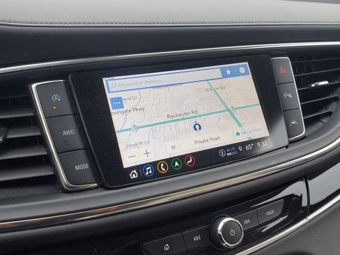 Used 2024 Buick Enclave Avenir w/ Trailering Package, 5000 lbs. image 10