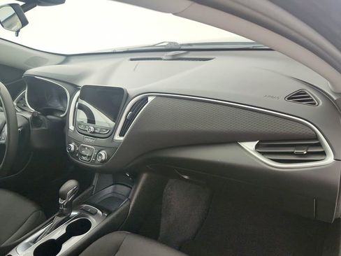 Certified 2022 Chevrolet Malibu LS FWD image 27