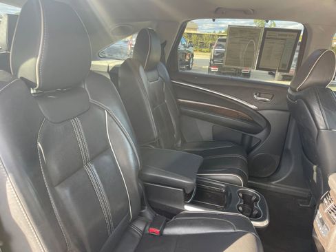 Used 2018 Acura MDX FWD w/ Advance Package image 29