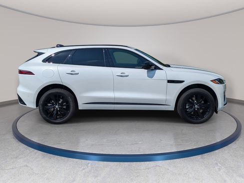 New 2026 Jaguar F-PACE R-Dynamic S image 4