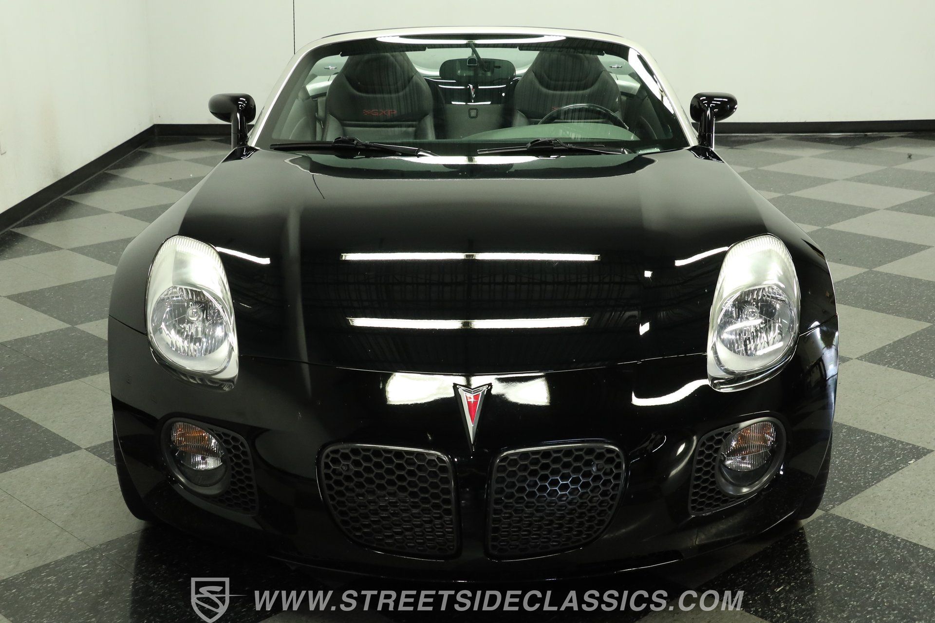 Used 2007 Pontiac Solstice GXP w/ Premium Package RWD image 16