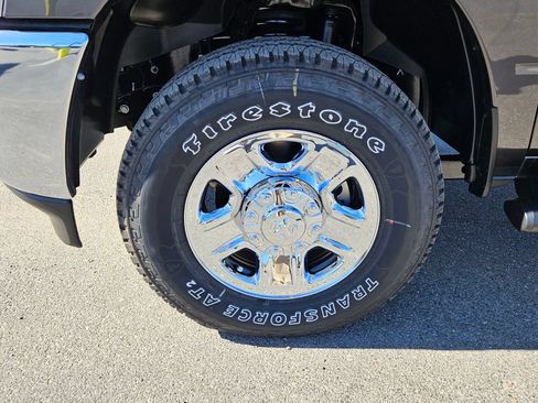 New 2026 RAM 2500 Tradesman AWD/4WD image 9