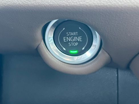 New 2026 Chevrolet Suburban High Country image 22