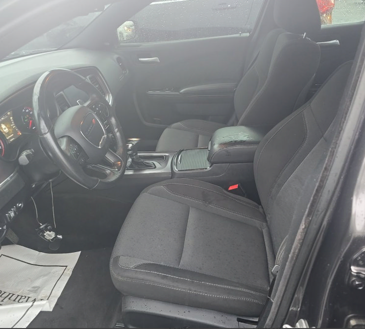 Used 2017 Dodge Charger R/T w/ Blacktop Package RWD image 17