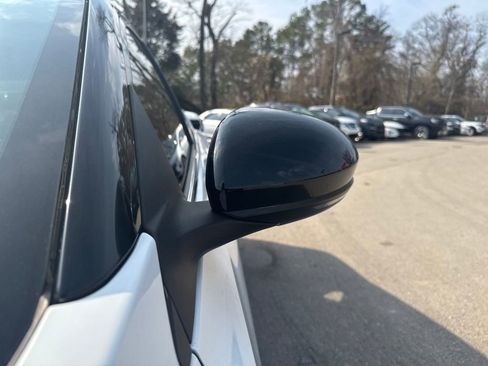 Used 2023 Nissan Sentra SR w/ Trunk Package image 33