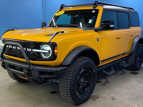 Used 2021 Ford Bronco First Edition AWD/4WD image 5