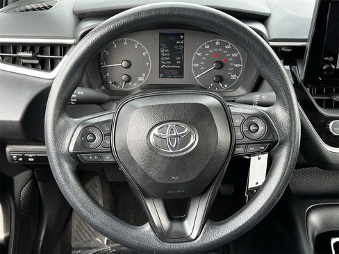 Used 2024 Toyota Corolla LE image 10