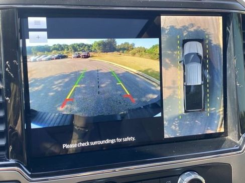 Used 2022 Ford F250 Lariat w/ Tremor Off-Road Package AWD/4WD image 29