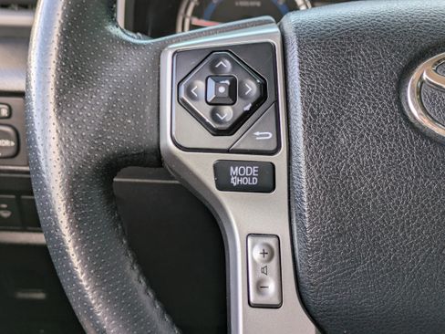 Used 2018 Toyota 4Runner SR5 image 22