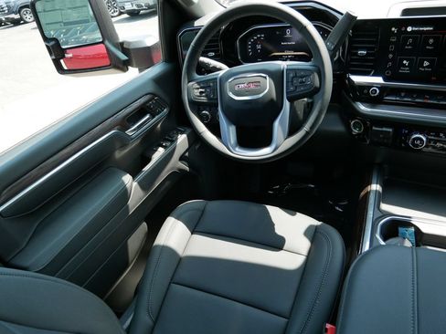New 2026 GMC Sierra 3500 SLT w/ SLT Premium Package AWD/4WD image 11