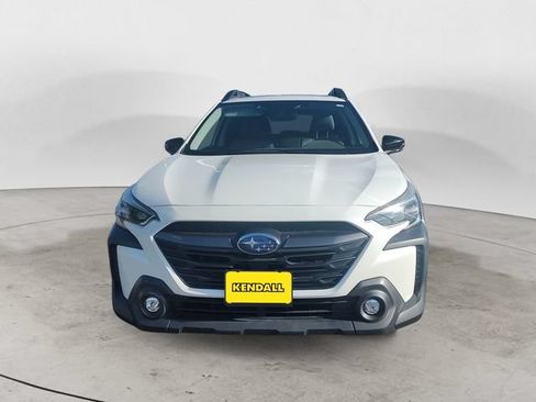 Used 2024 Subaru Outback Premium AWD/4WD image 2