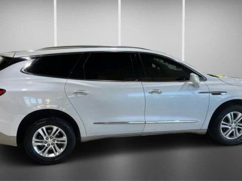 Used 2019 Buick Enclave Essence FWD image 4