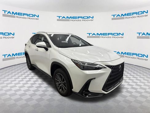 Used 2023 Lexus NX 250 FWD w/ Towing Package (2000 Lbs) image 7