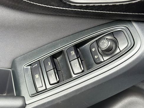 Used 2018 Subaru Crosstrek 2.0i Premium AWD/4WD image 13