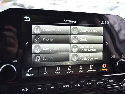New 2025 Nissan Pathfinder Platinum image 18