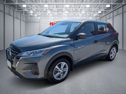 Certified 2025 Nissan Kicks Play S
