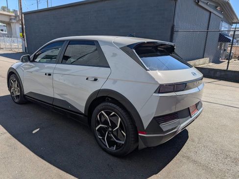 Used 2024 Hyundai Ioniq 5 SEL AWD/4WD image 5