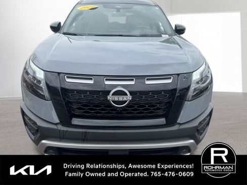 Used 2025 Nissan Pathfinder Rock Creek image 2