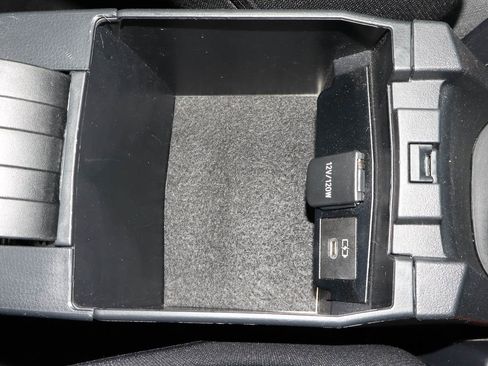 Used 2024 Toyota Corolla LE image 23