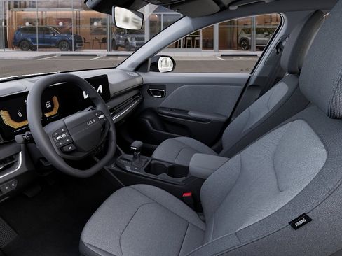 New 2025 Kia K4 LXS FWD image 17