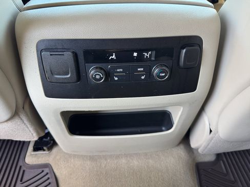 Used 2016 GMC Yukon Denali w/ Enhanced Security Package AWD/4WD image 19